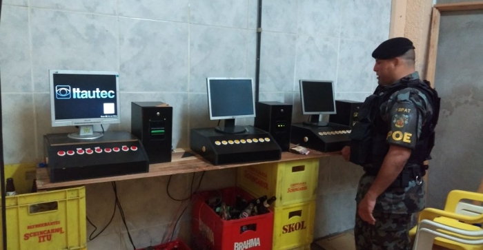 Brigada Militar apreende máquinas caça-niqueis em Igrejinha