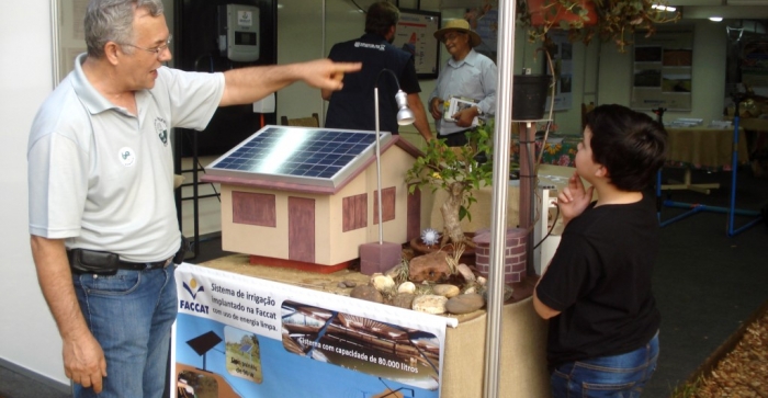 Escola Ambiente terá oficina fotovoltaica  na Instituição da faccat para os acompanhantes dos vestibulandos.