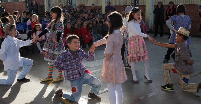 Escola Artuíno Arsand promove 1ª Gincana Cultural